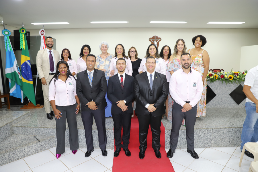 Entrega de Diplomas de Honra ao Mérito e Títulos de Cidadania Honorária 